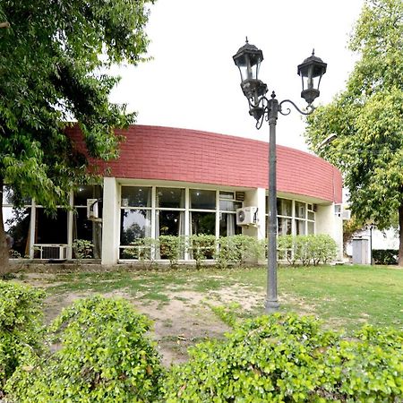 Karna Lake Tourist Resort Karnāl エクステリア 写真